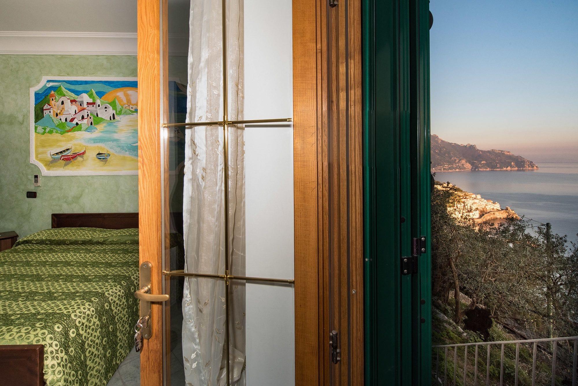 Bed and Breakfast H.H.Le Palme Амальфи Экстерьер фото